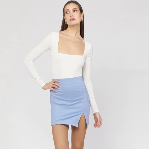 Fitted Front Slit Mini Skirt - Picture 1 of 3